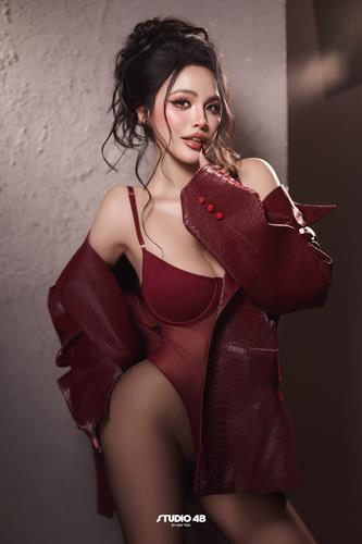VELVET #033